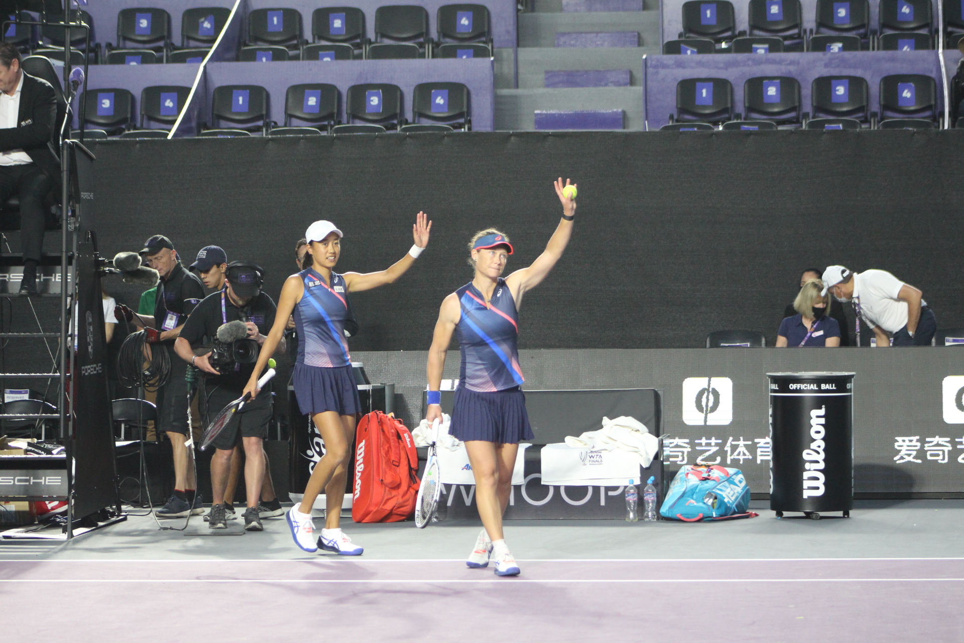 STOSUR Y ZHANG WTA